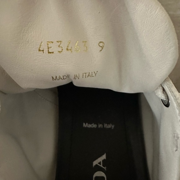 Men’s Prada sneakers - Picture 4 of 9